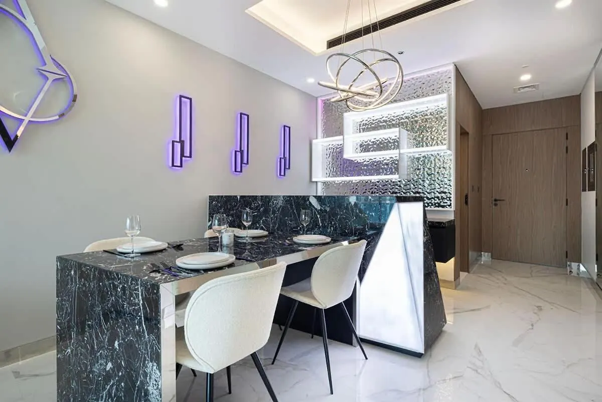 Canal Vista Luxury 2Br In Business Bay Apartment Dubai United Arab Emirates