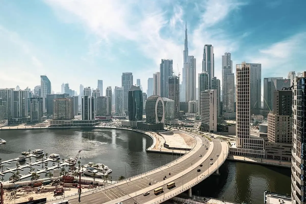 Canal Vista Luxury 2Br In Business Bay Apartment Dubai