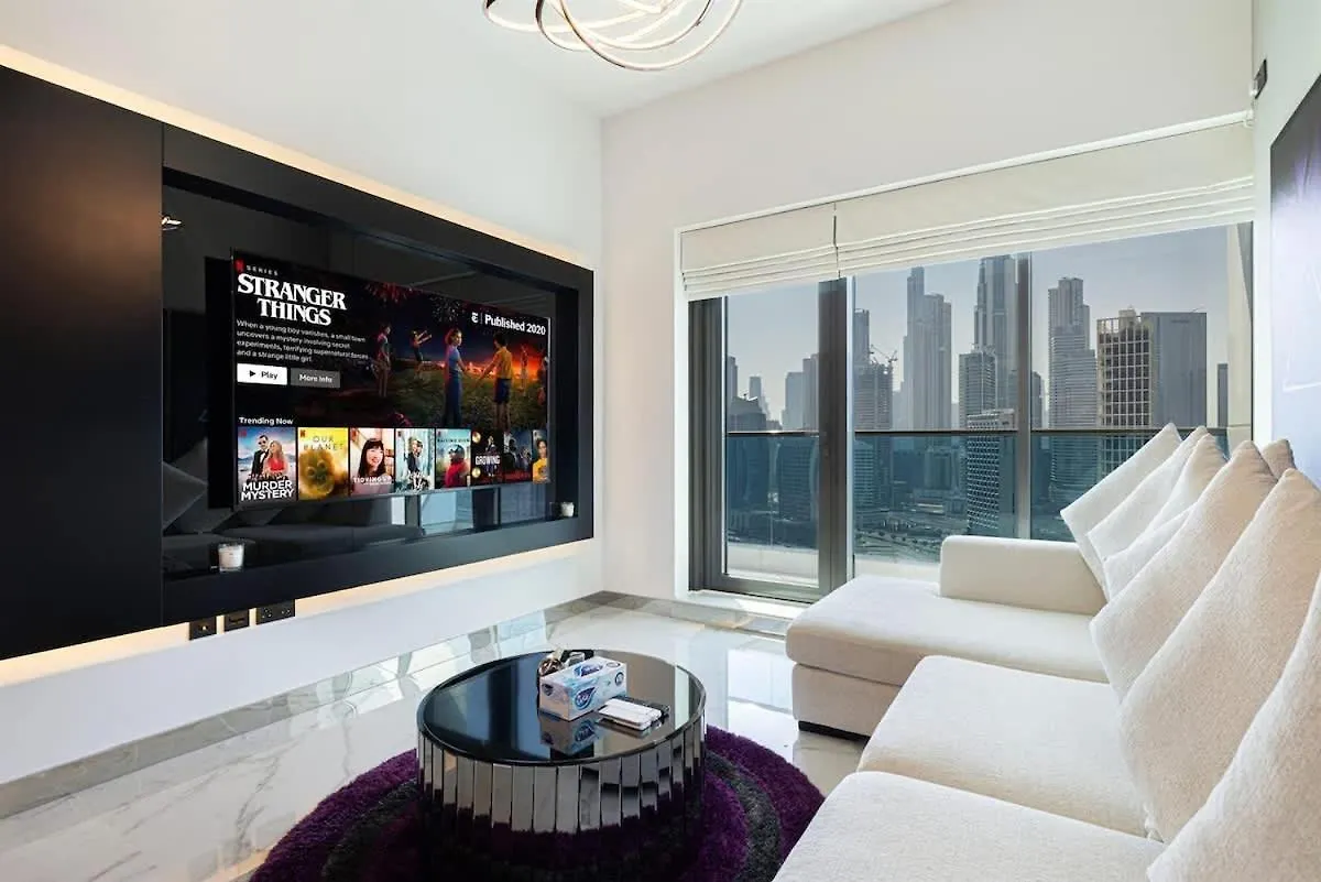 Canal Vista Luxury 2Br In Business Bay Apartment Dubai