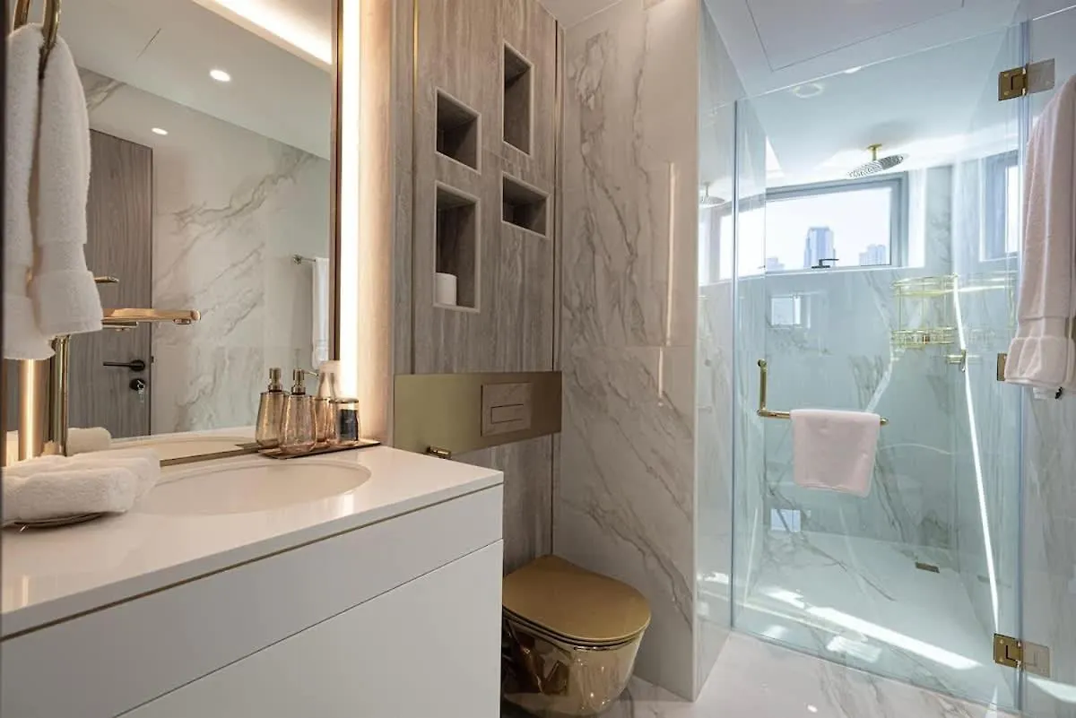 Canal Vista Luxury 2Br In Business Bay Apartment Dubai